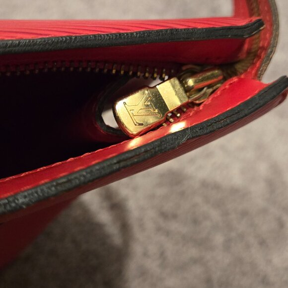 100% authentic Louis Vuitton Saint Jacques Red shoulder bag A21924 LV Auth preow - Picture 5 of 11